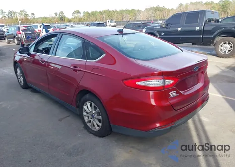 2016 Ford Fusion S z USA, uszkodzony, nr VIN 3FA6P0G76GR394340